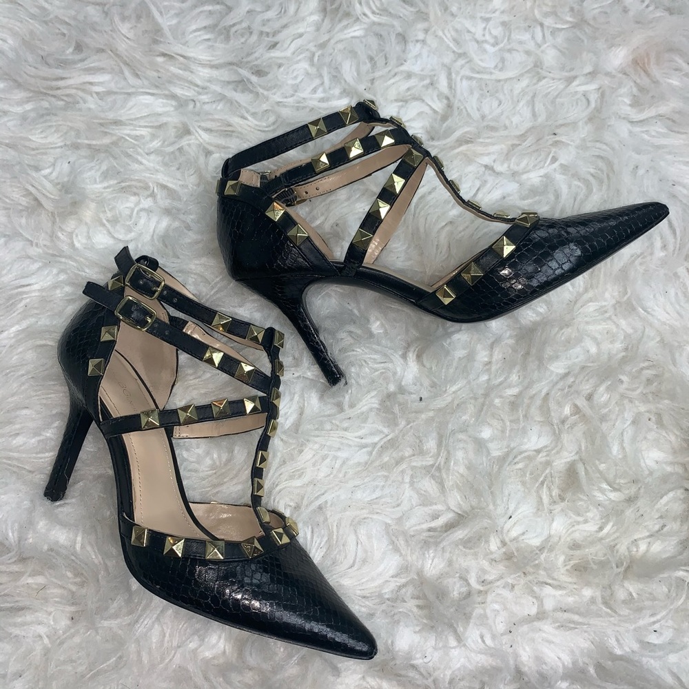 ✨ BCBGGeneration Studded Heels ✨